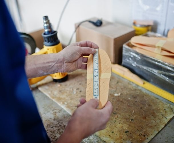 PODOLOGI E PRESCRIZIONI DI ORTESI PLANTARI